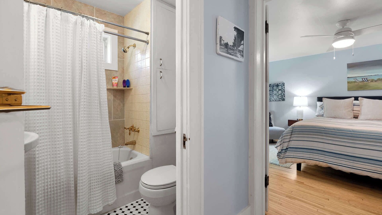 Photo of Bathroom in Baileys Harbor