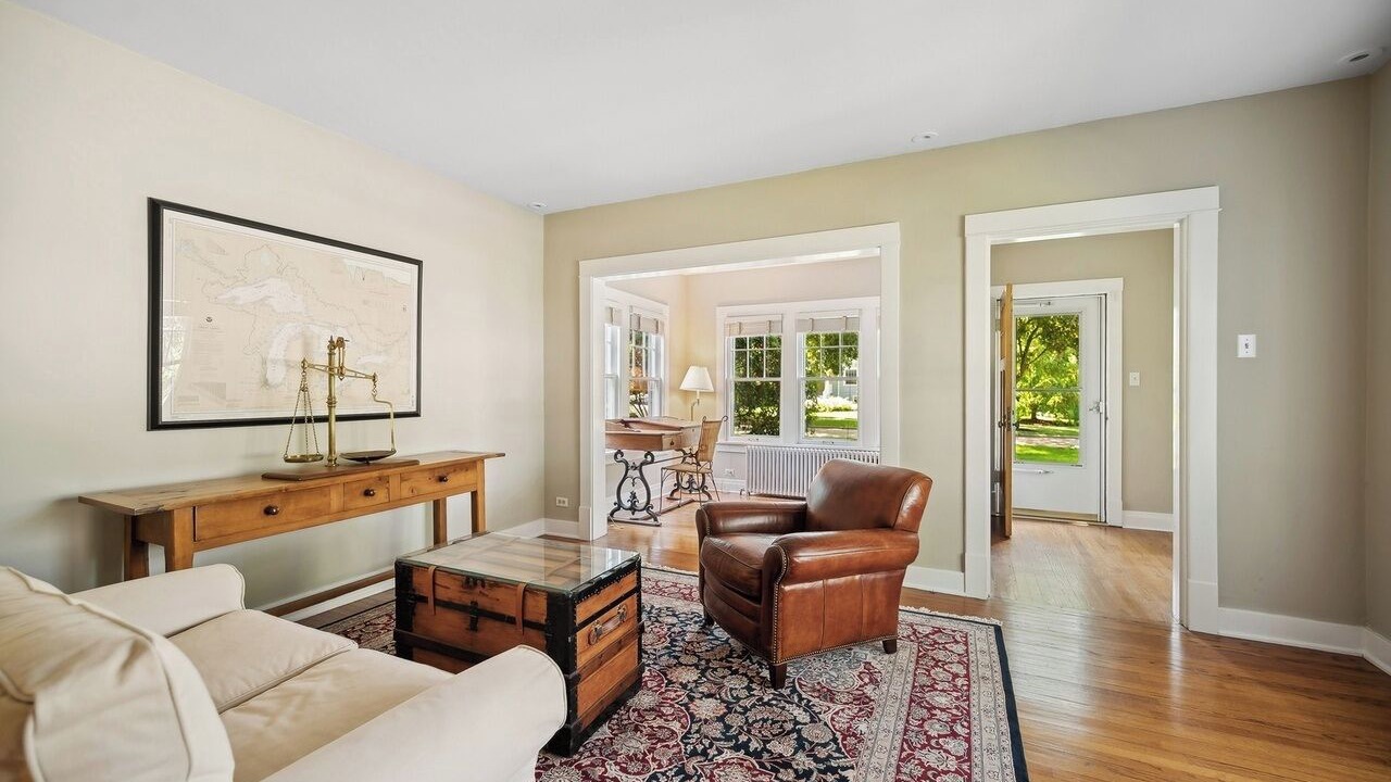 Photo of Livingroom in Winnetka