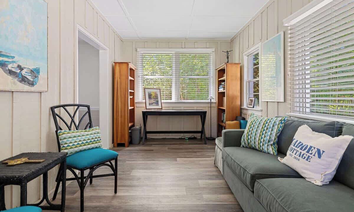 Photo of Bedroom in Lakeside
