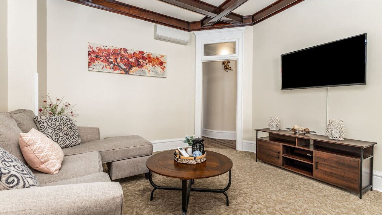 Photo of Livingroom in Dubuque
