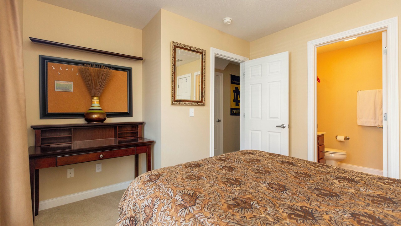 Photo of Bedroom in Roseland