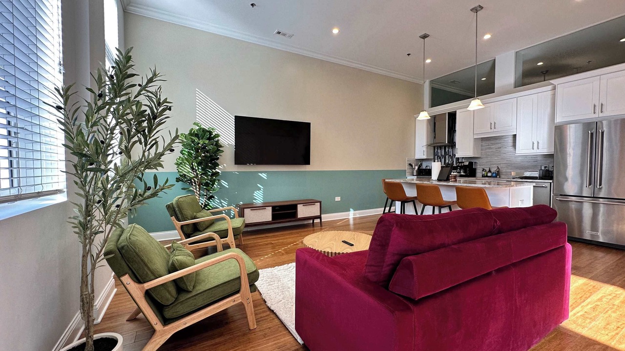 Photo of Livingroom in Near West Side