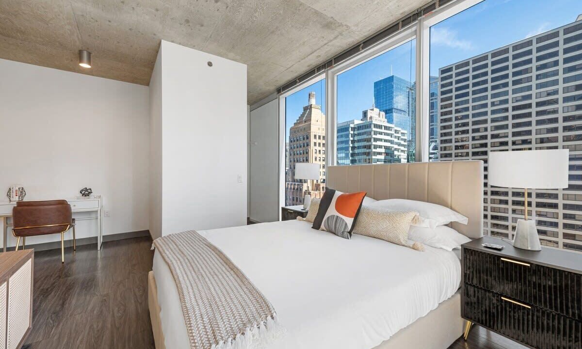 Photo of Bedroom in Downtown Chicago