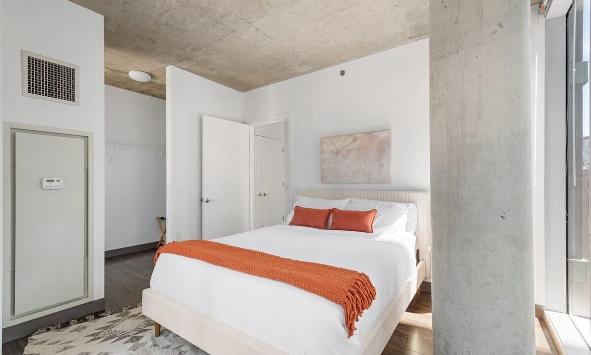 Photo of Bedroom in Downtown Chicago