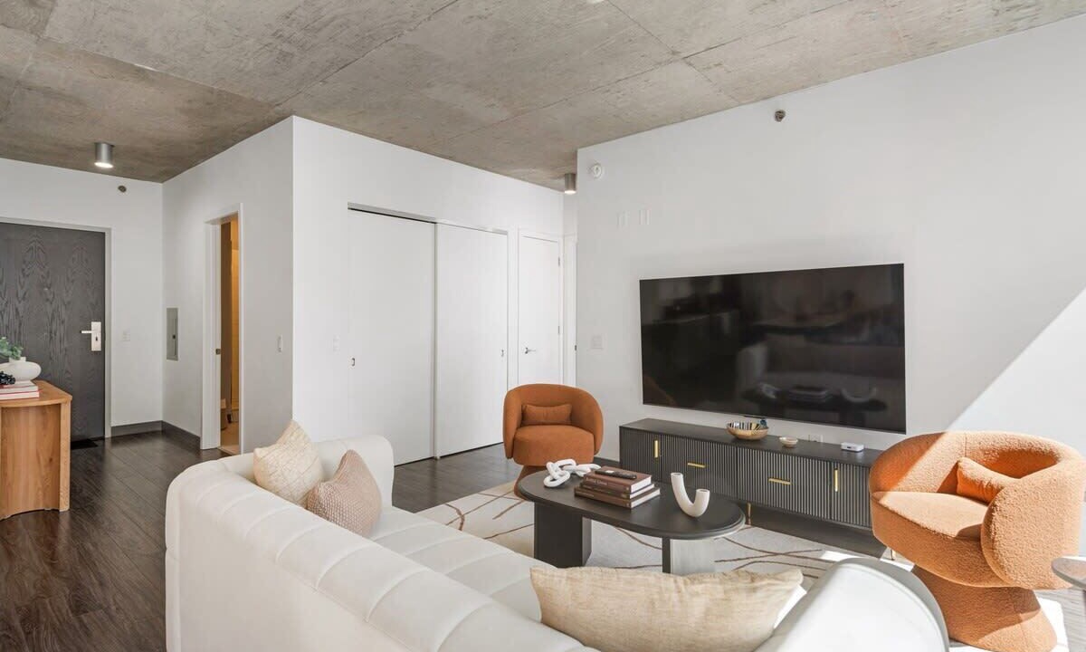 Photo of Livingroom in Downtown Chicago