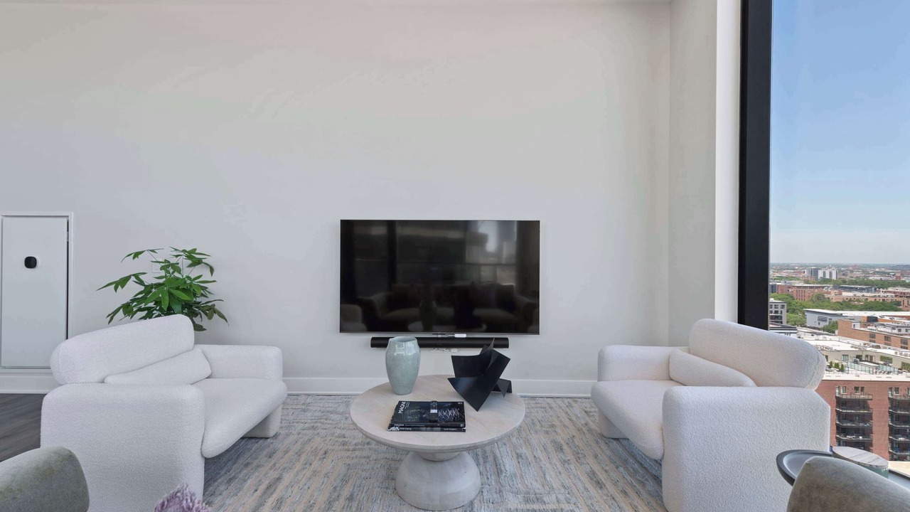 Photo of Livingroom in West Loop