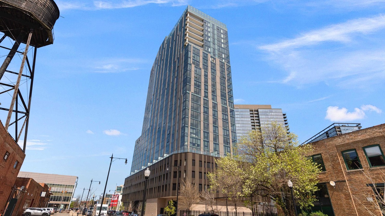 Photo of Others in River North