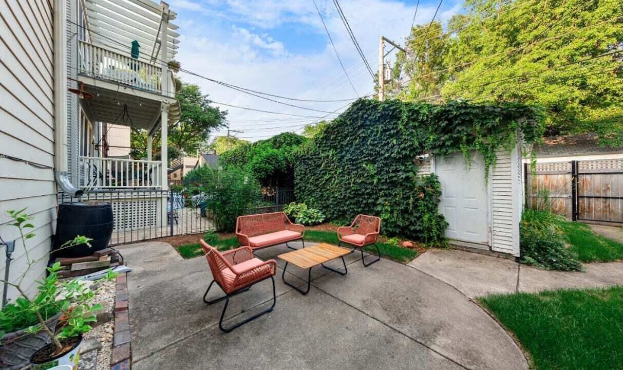 Photo of Patio Balcony in Lakewood-Balmoral