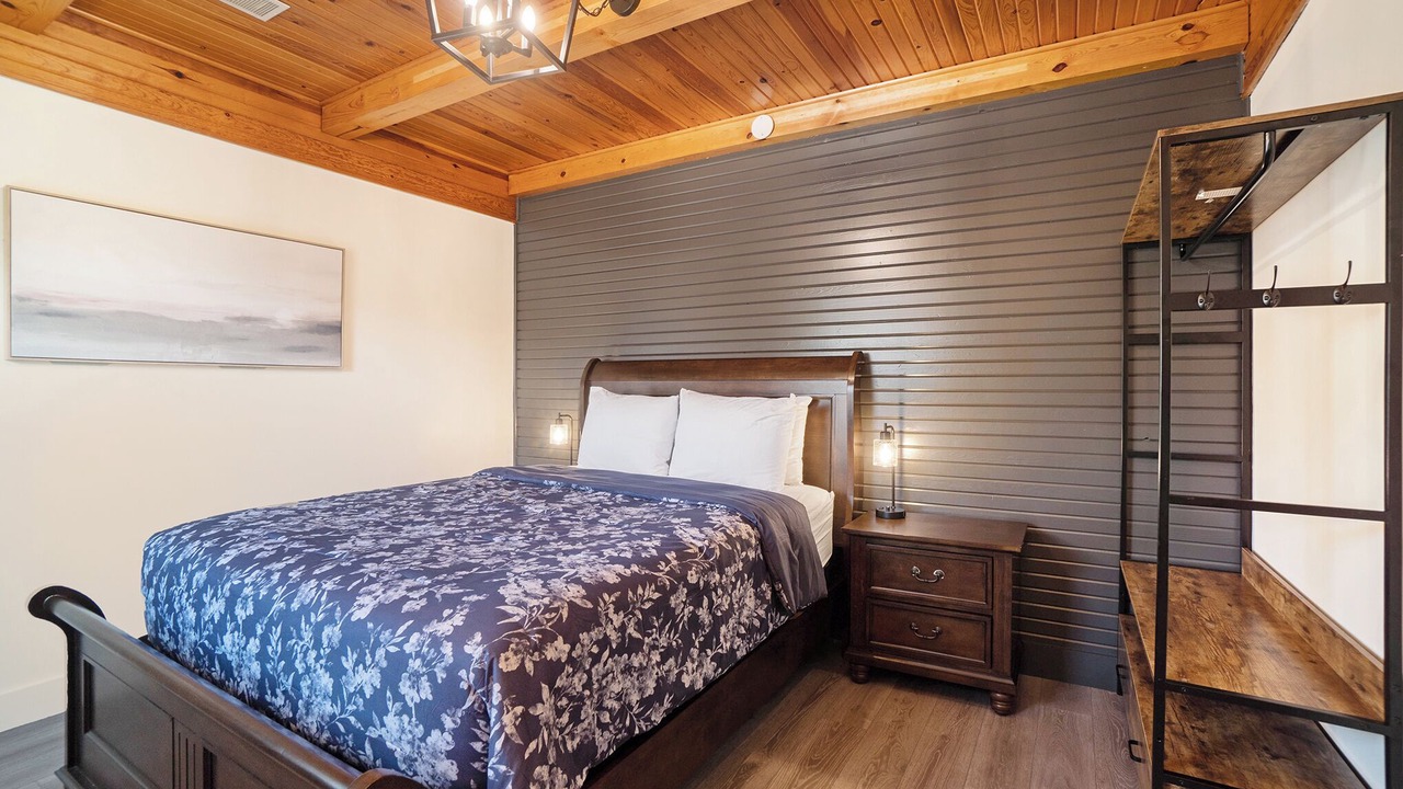 Photo of Bedroom in Douglas