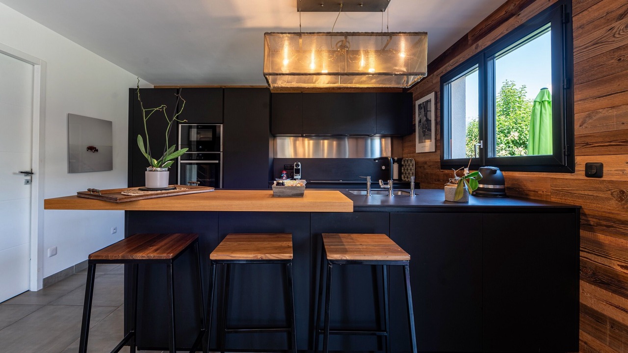 Photo of Kitchen in Saint-Jorioz