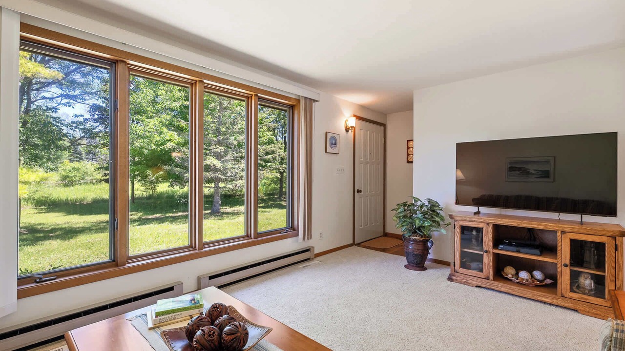 Photo of Bedroom in Ellison Bay