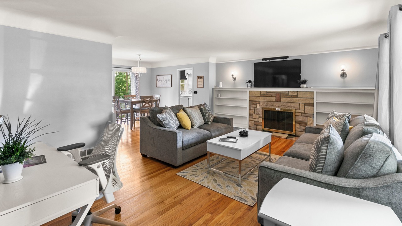 Photo of Livingroom in Omaha