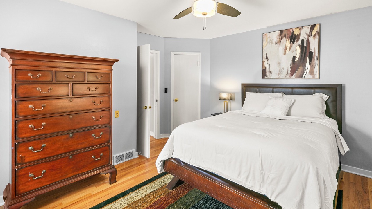 Photo of Bedroom in Omaha