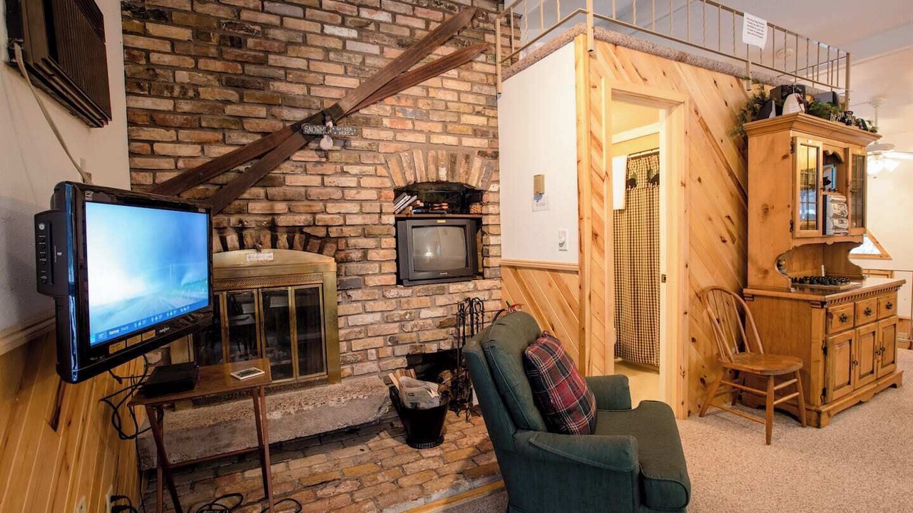 Photo of Livingroom in Bessemer
