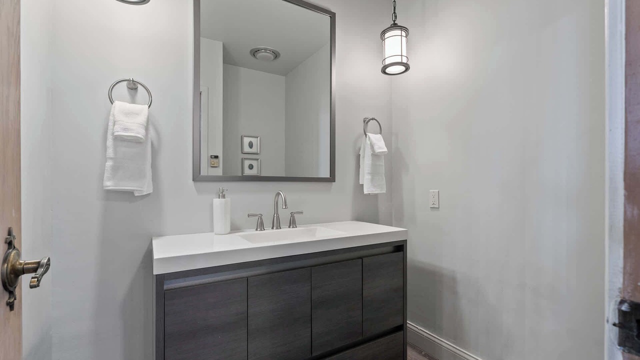Photo of Bathroom in Baileys Harbor