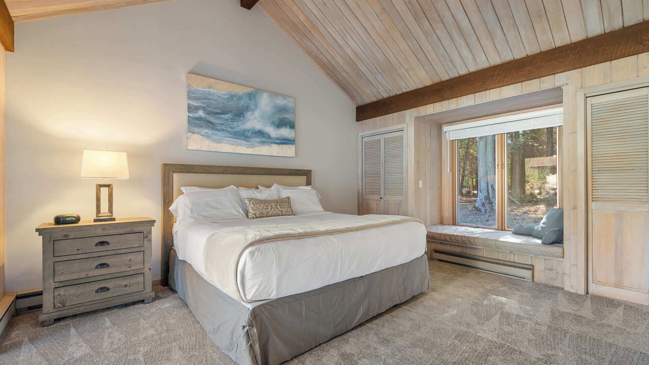 Photo of Bathroom in Baileys Harbor
