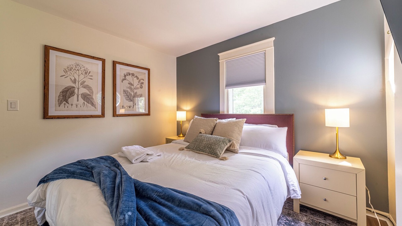Photo of Bedroom in Northshore Triangle