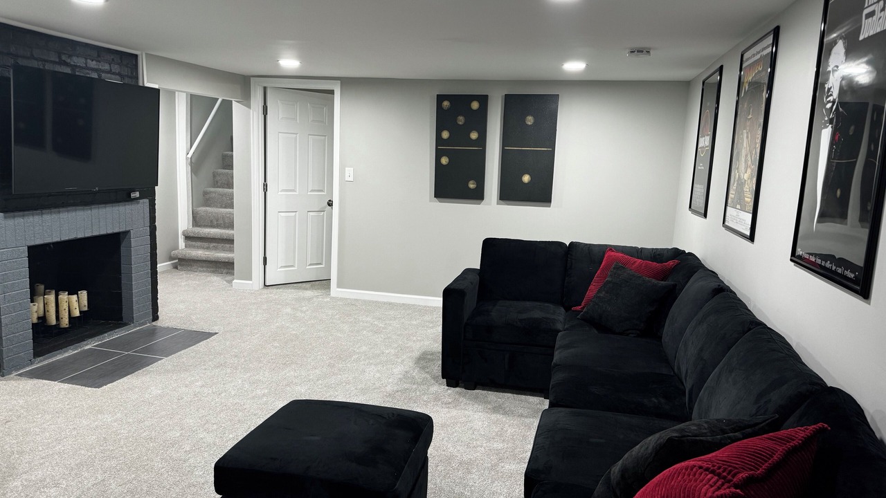 Photo of Livingroom in Elmhurst