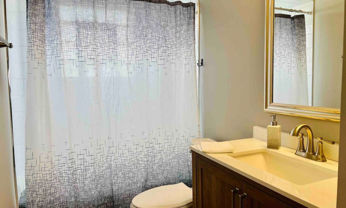 Photo of Bathroom in Elmhurst