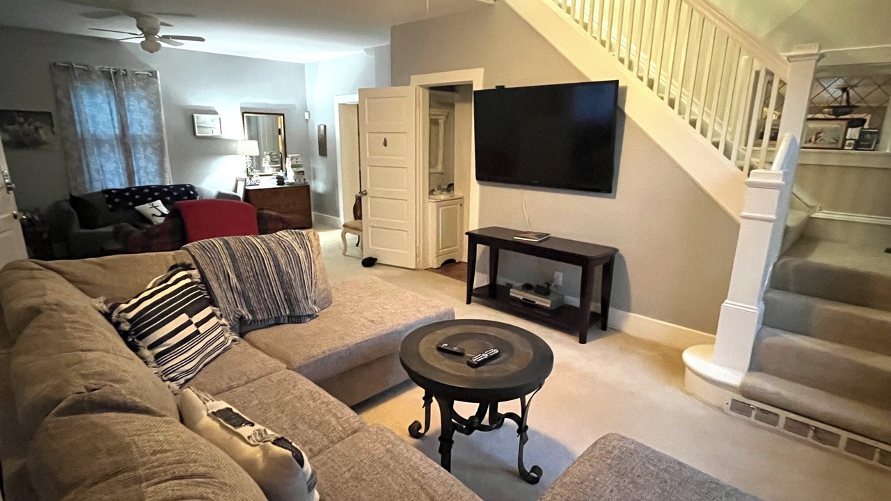 Photo of Livingroom in Lake Geneva