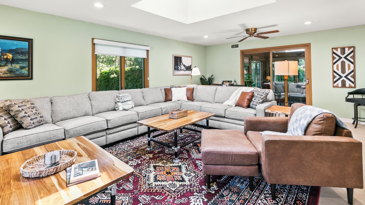 Photo of Livingroom in West Omaha