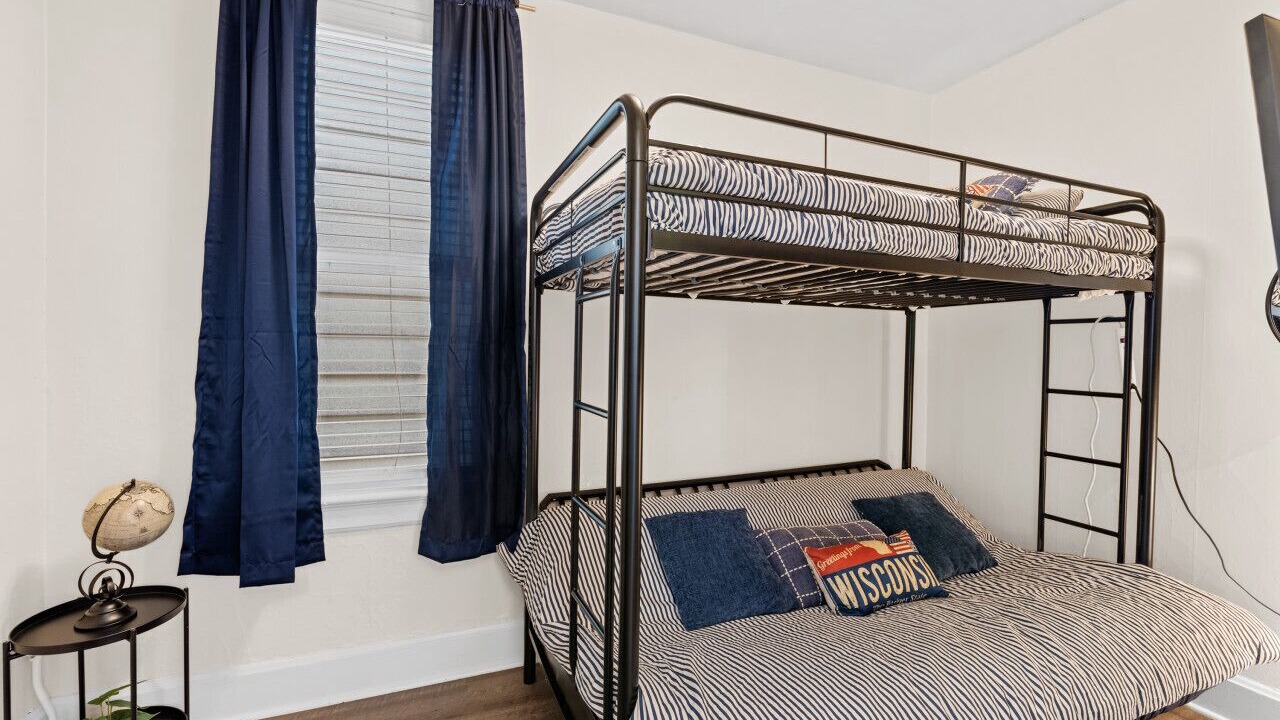 Photo of Bedroom in Fifth Ward