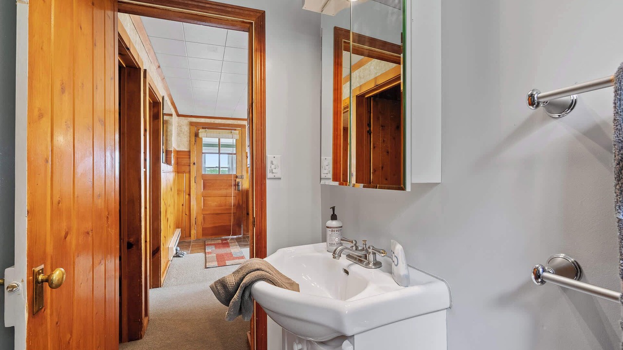 Photo of Bathroom in Baileys Harbor