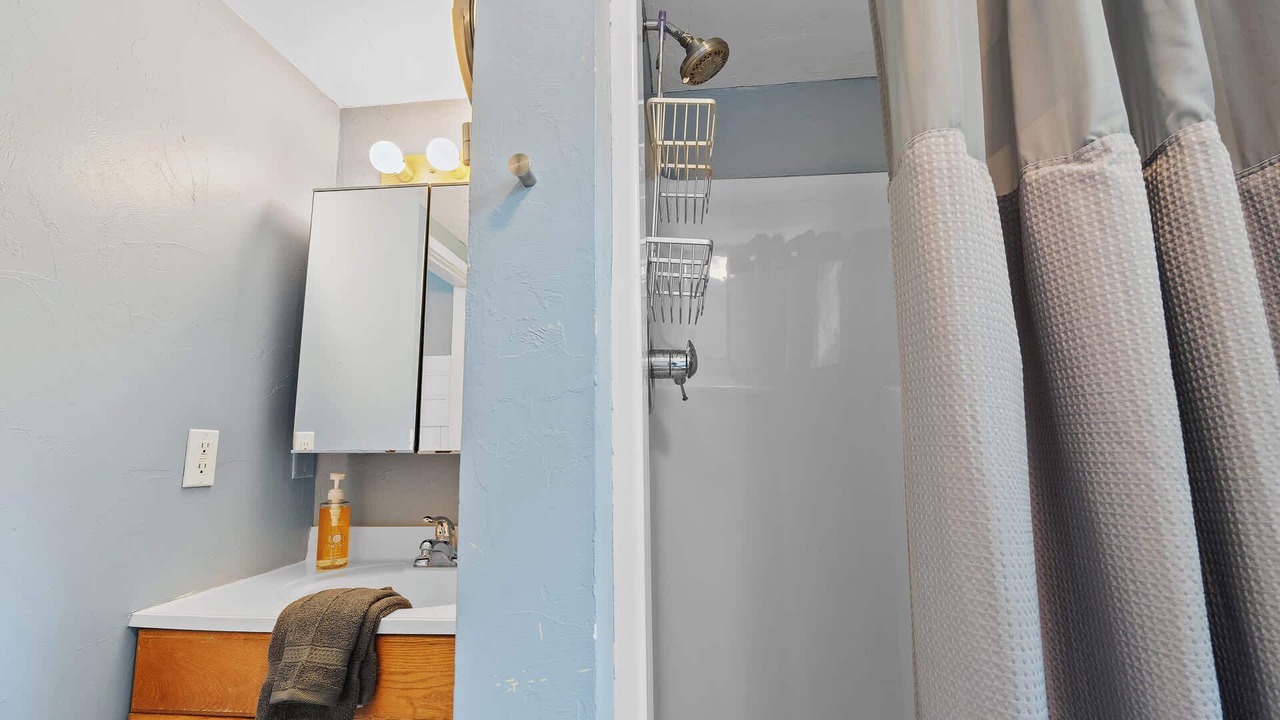 Photo of Bathroom in Baileys Harbor