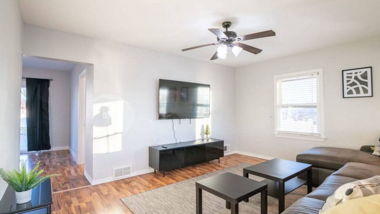 Photo of Livingroom in Peoria Heights