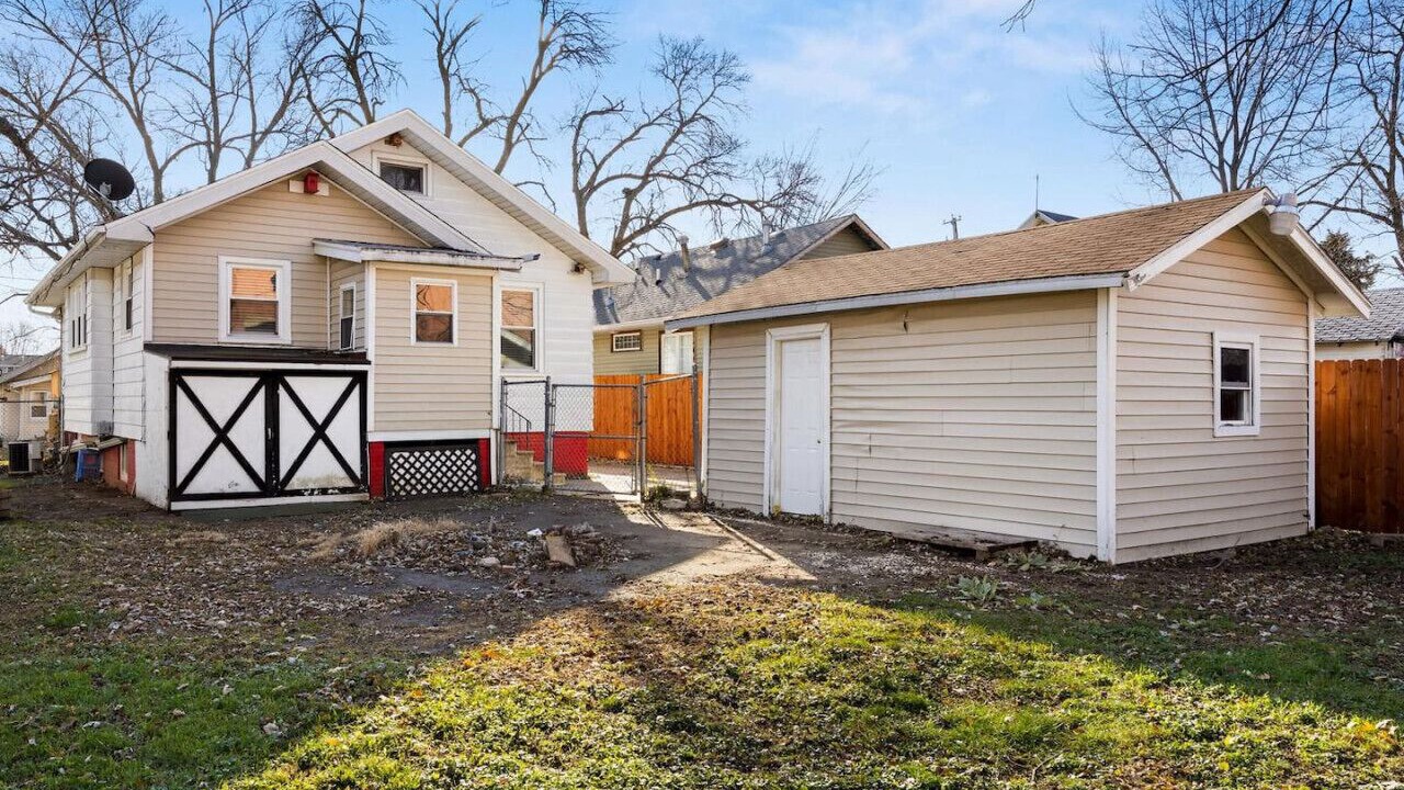 Photo of Outdoor in Peoria Heights