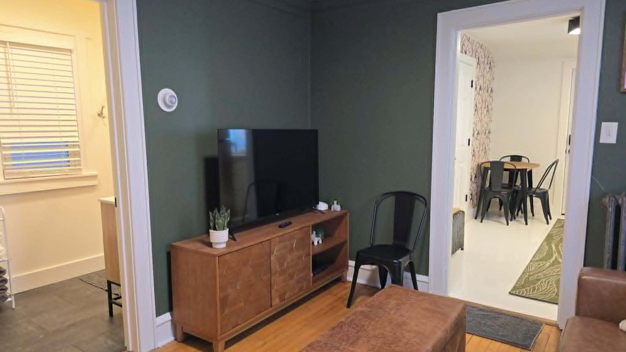 Photo of Livingroom in Fifth Ward
