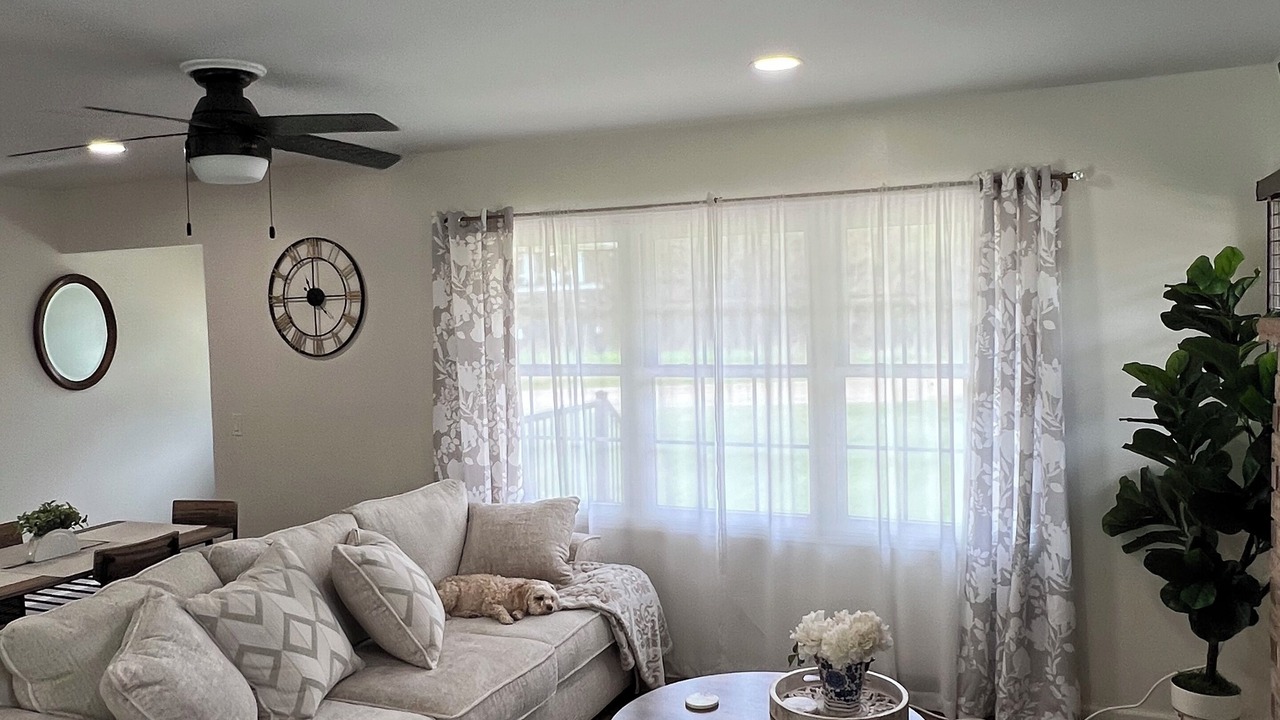 Photo of Livingroom in Wisconsin Dells