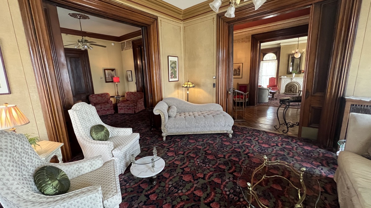 Photo of Livingroom in Davenport