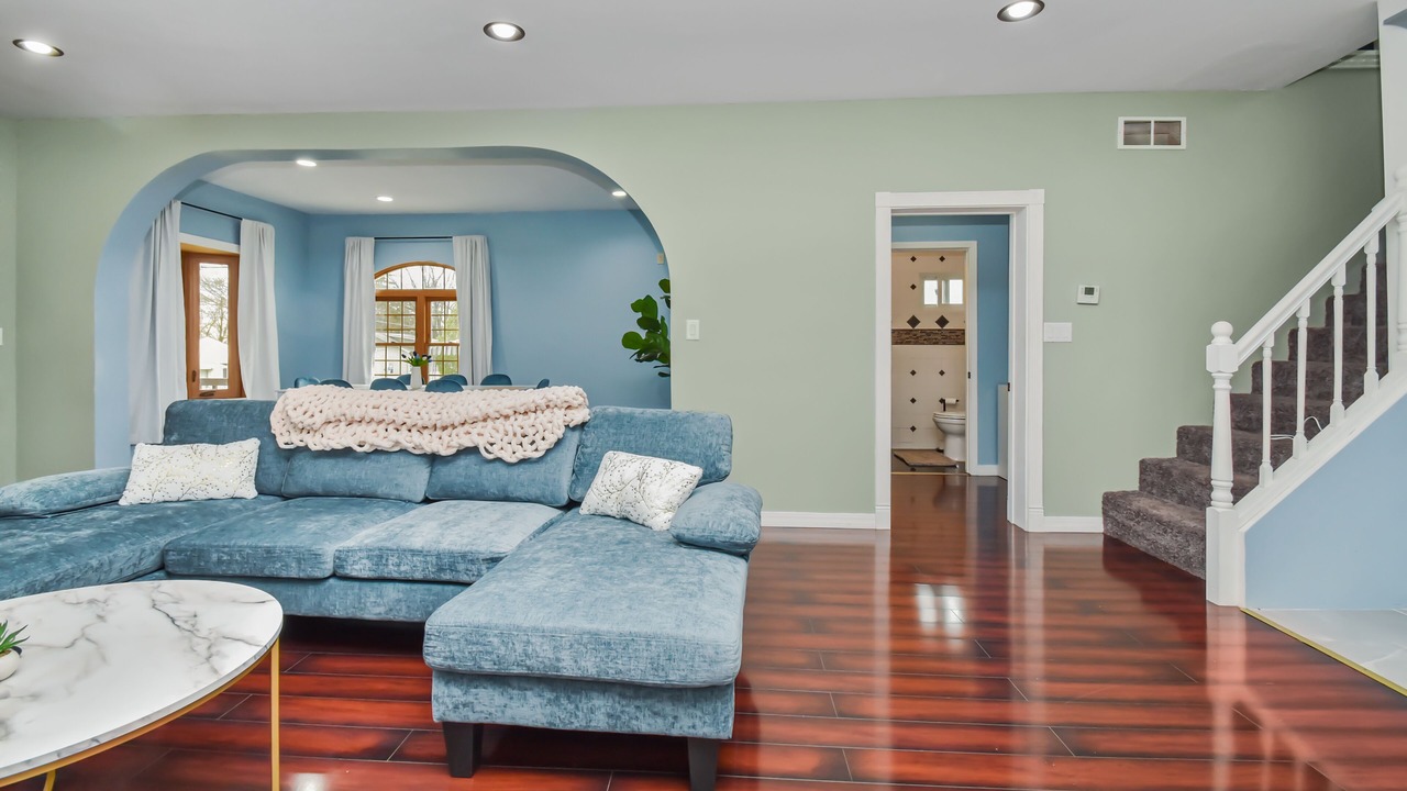 Photo of Livingroom in Peoria Heights