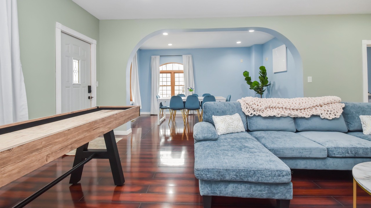 Photo of Livingroom in Peoria Heights