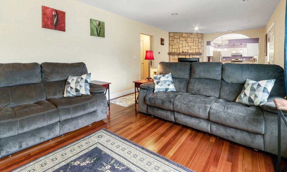 Photo of Livingroom in Lake Geneva