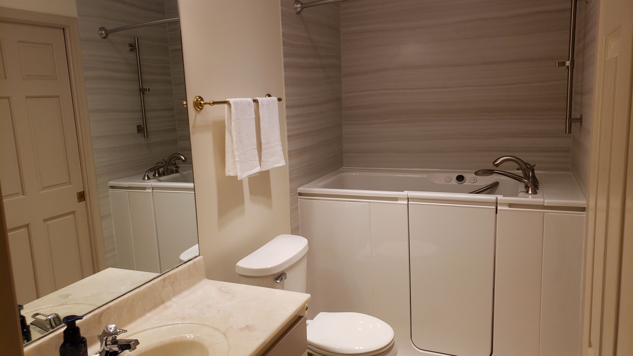 Photo of Bathroom in Ottawa