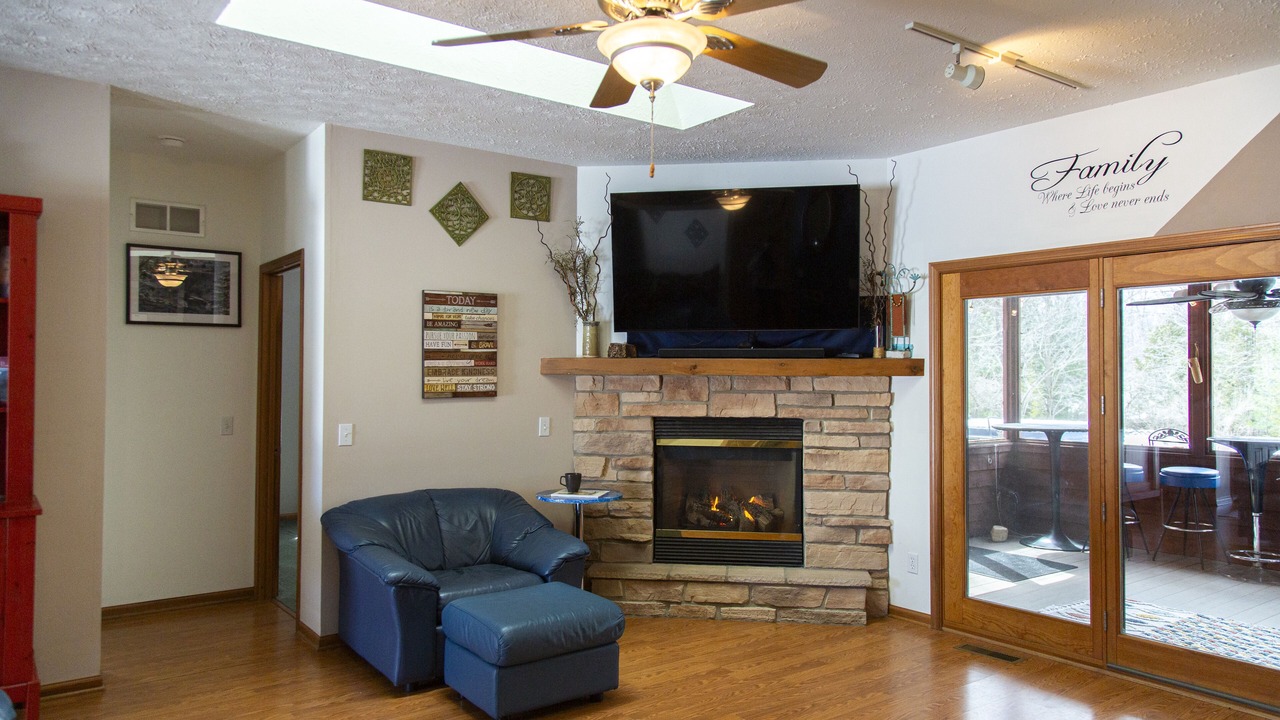 Photo of Livingroom in Egg Harbor