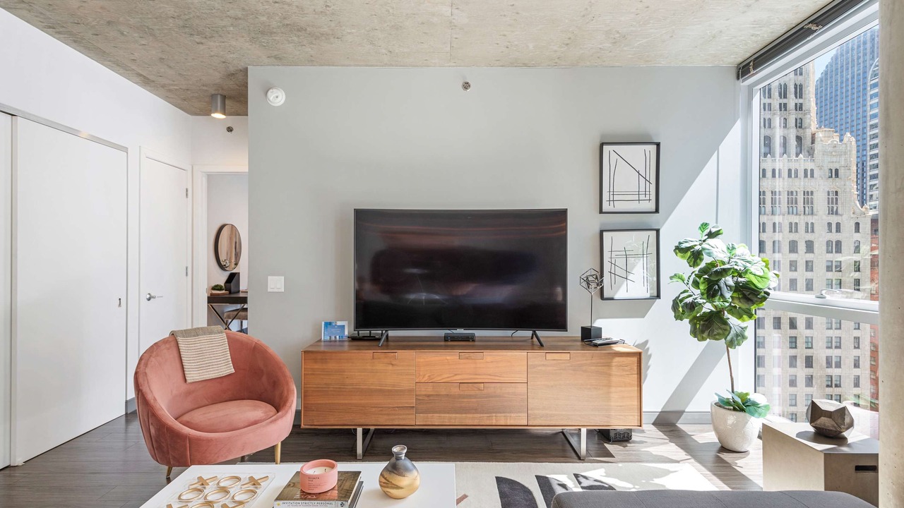 Photo of Livingroom in Downtown Chicago