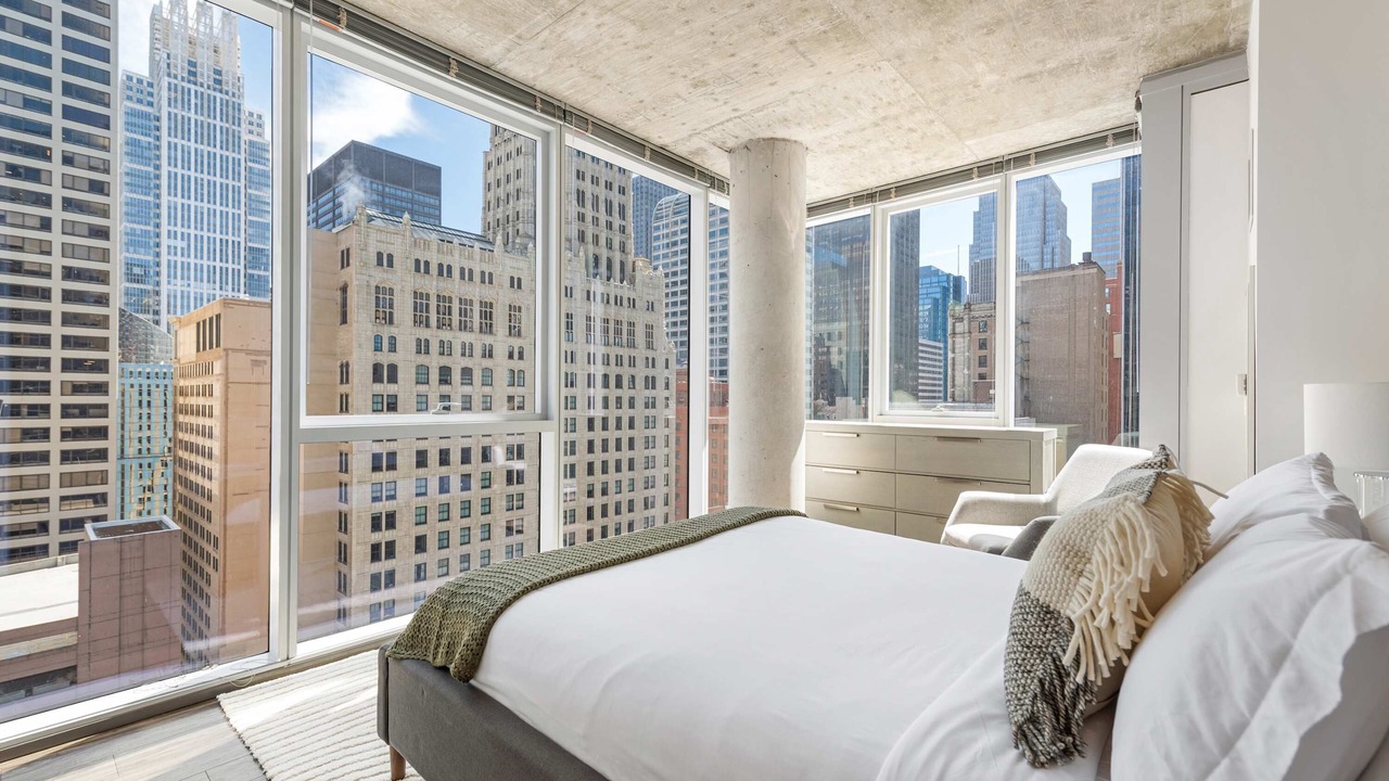 Photo of Bedroom in Downtown Chicago