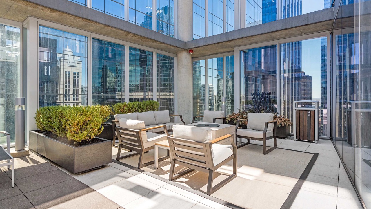 Photo of Outdoor in Downtown Chicago