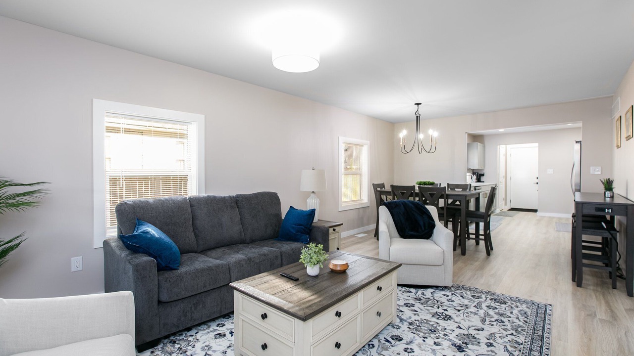 Photo of Livingroom in Roseland