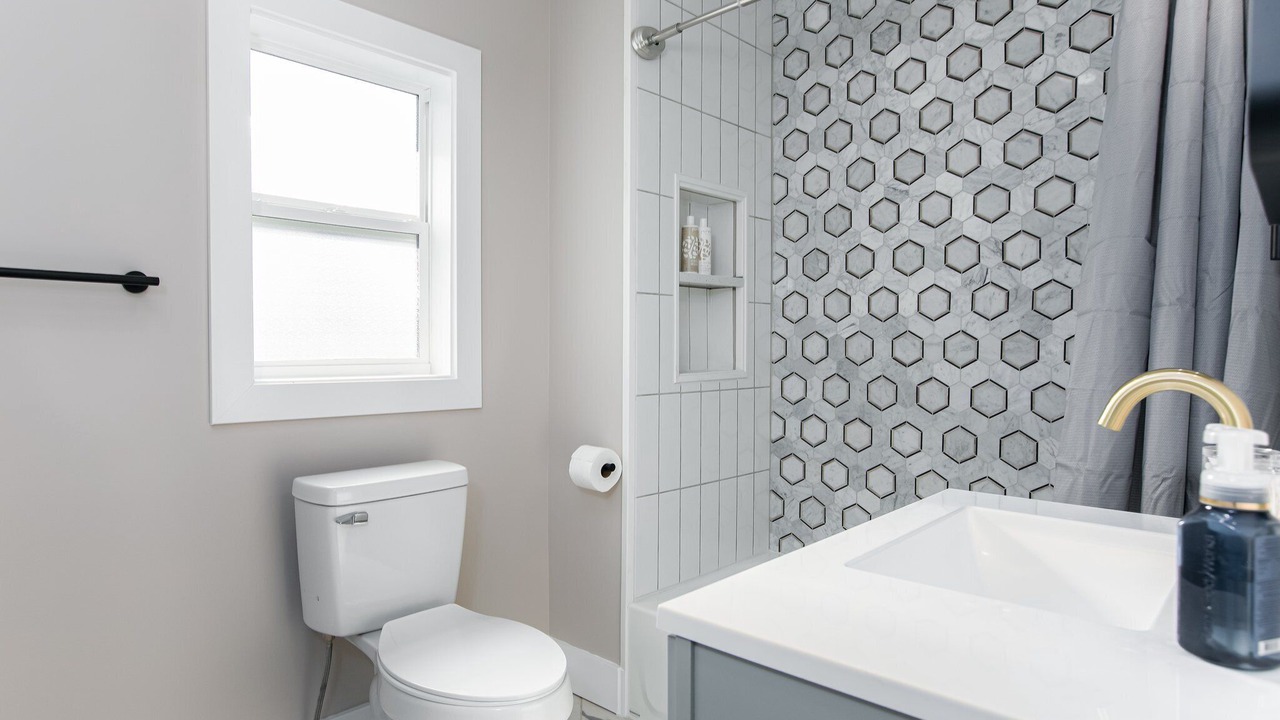 Photo of Bathroom in Roseland