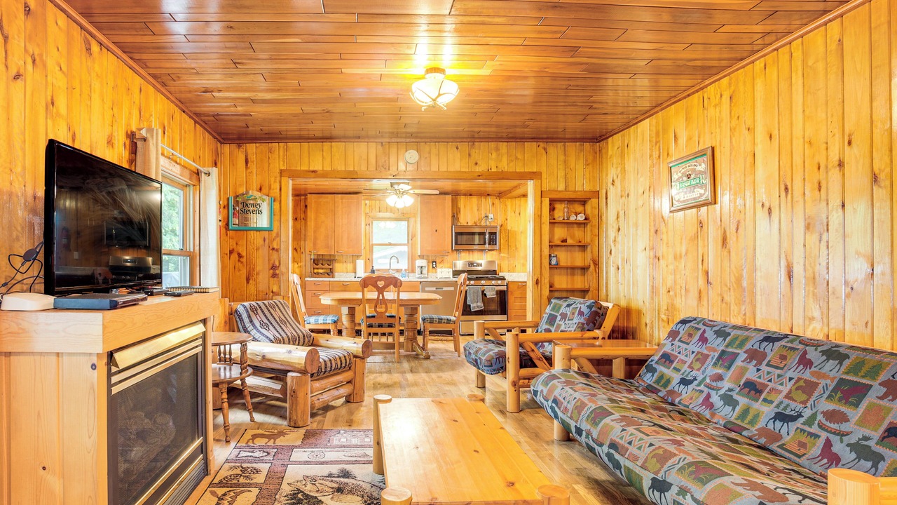Photo of Bedroom in Eagle River