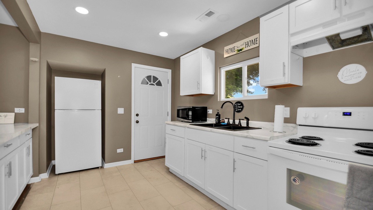 Photo of Kitchen in Waukegan