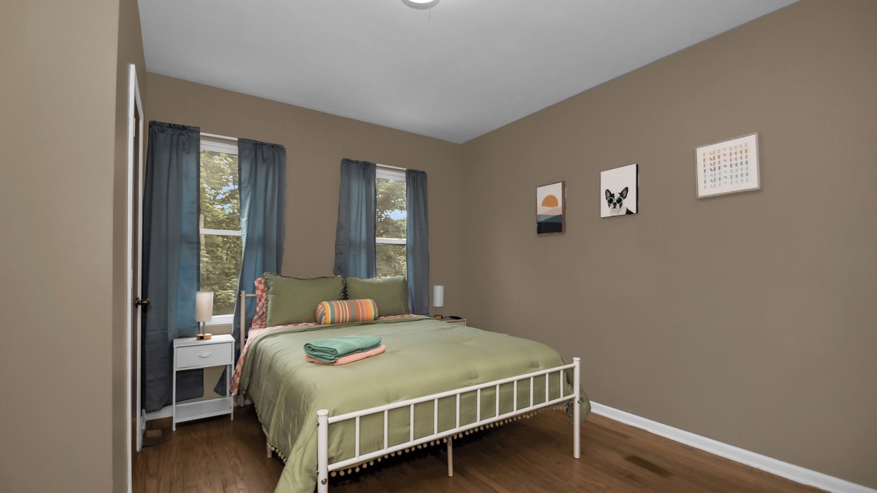 Photo of Bedroom in Waukegan