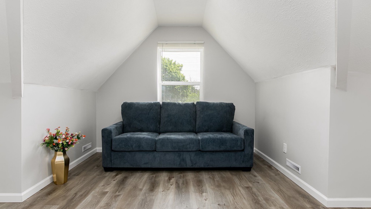 Photo of Livingroom in Near Northwest