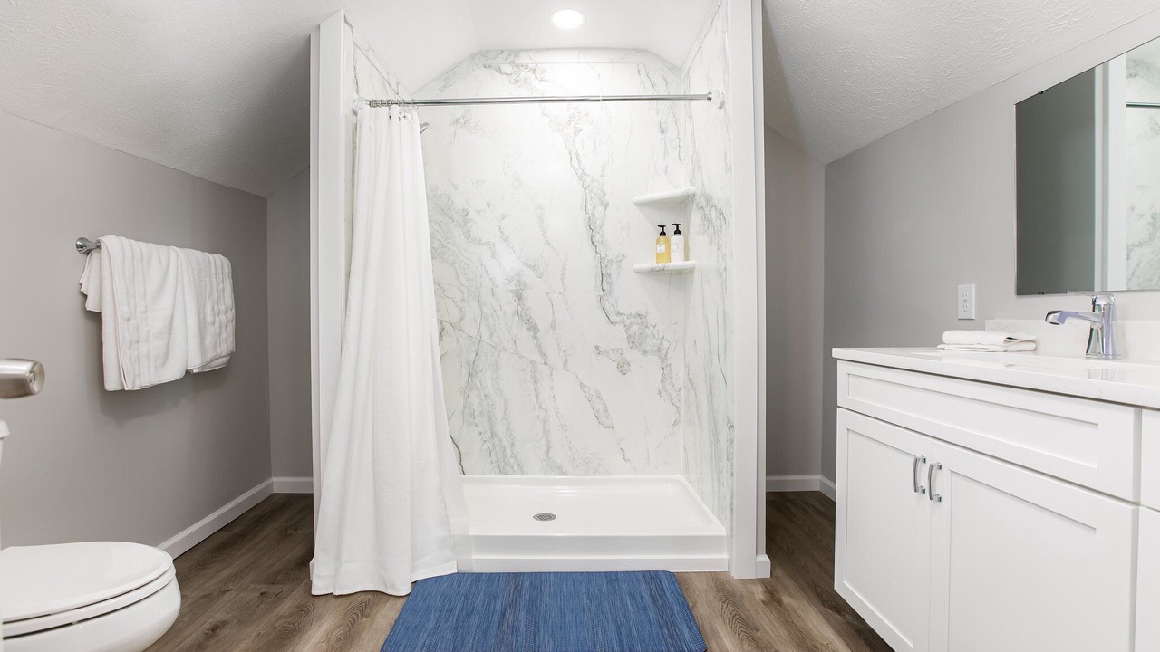 Photo of Bathroom in Near Northwest