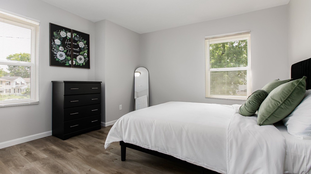 Photo of Bedroom in Near Northwest