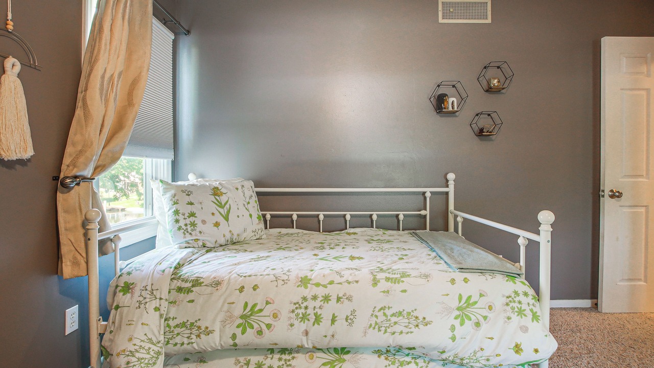 Photo of Bedroom in Oshkosh
